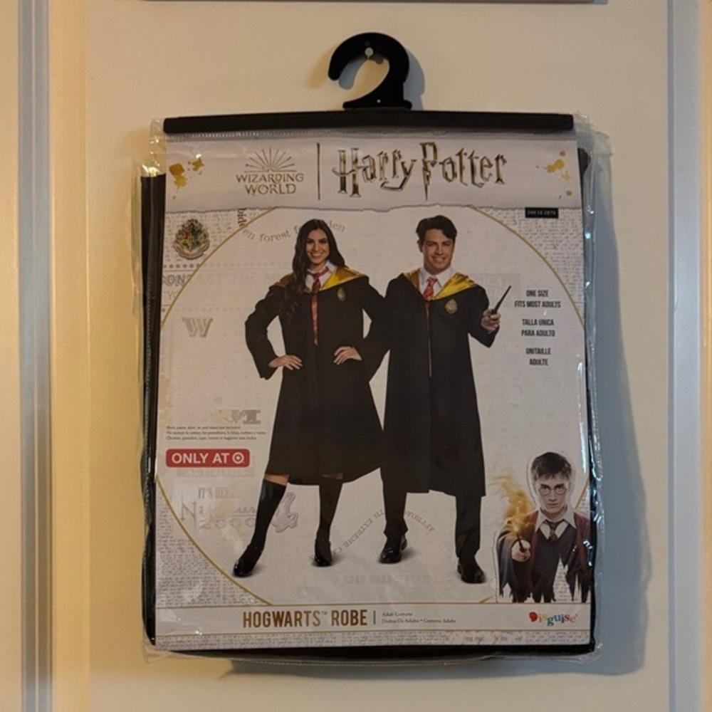 NEW Warner Bros. Harry Potter Adult Hogwarts Halloween Costume Robe One Size